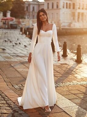 Alamour The Label Lale Gown